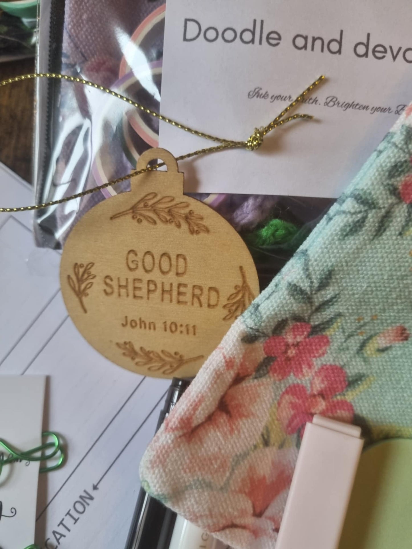 Doodle and devotion kit