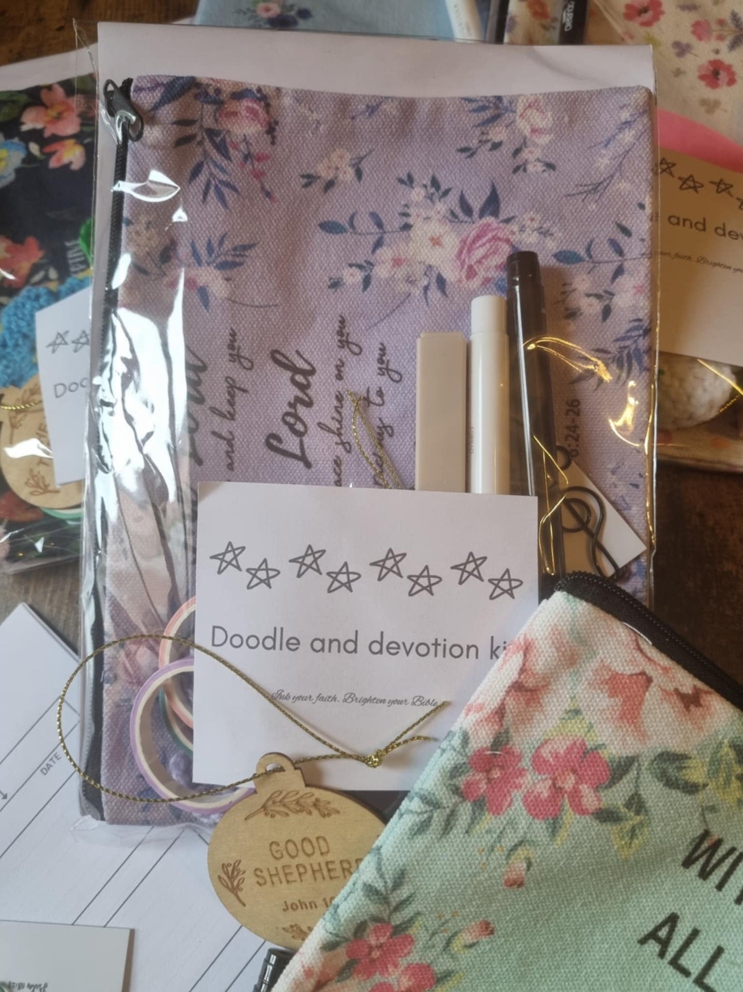 Doodle and devotion kit