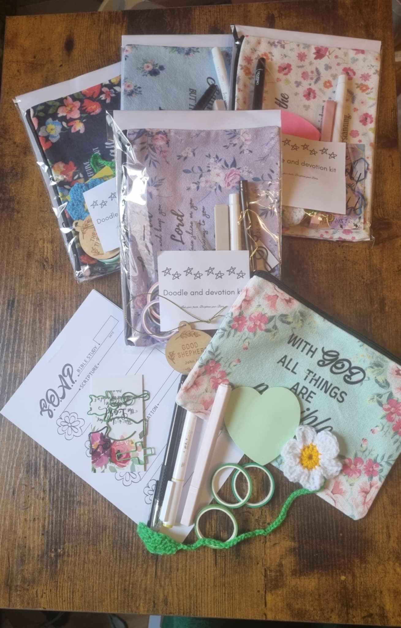 Doodle and devotion kit